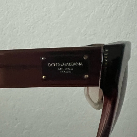 Dolce and Gabbana sunglasses - Picture 7 of 8